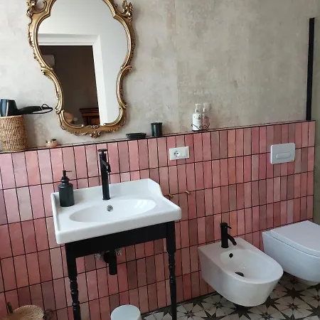 La Pecora Rosa לינה וארוחת בוקר