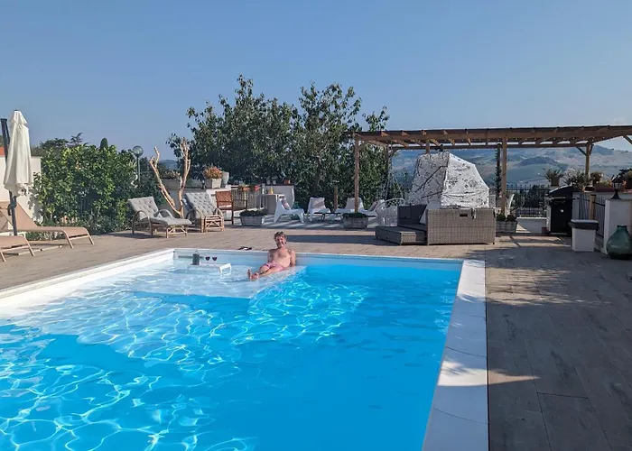 La Pecora Rosa Bed & Breakfast 3*